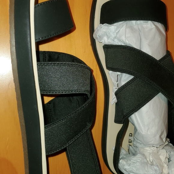 Lands end black sandals size 12.5 - Picture 3 of 10